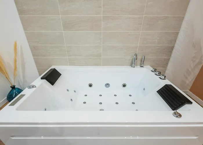 Cocon Avec Jacuzzi - Centre Apartamento Burdeos