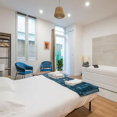 Cocon Avec Jacuzzi - Centre *