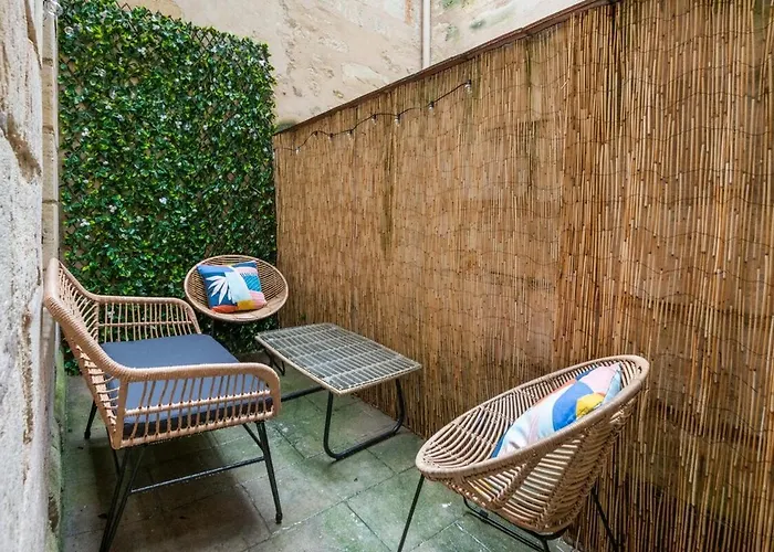 Cocon Avec Jacuzzi - Centre * Bordeaux